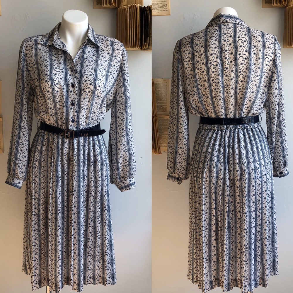 Vintage Floral Print Pleated Belted Dress